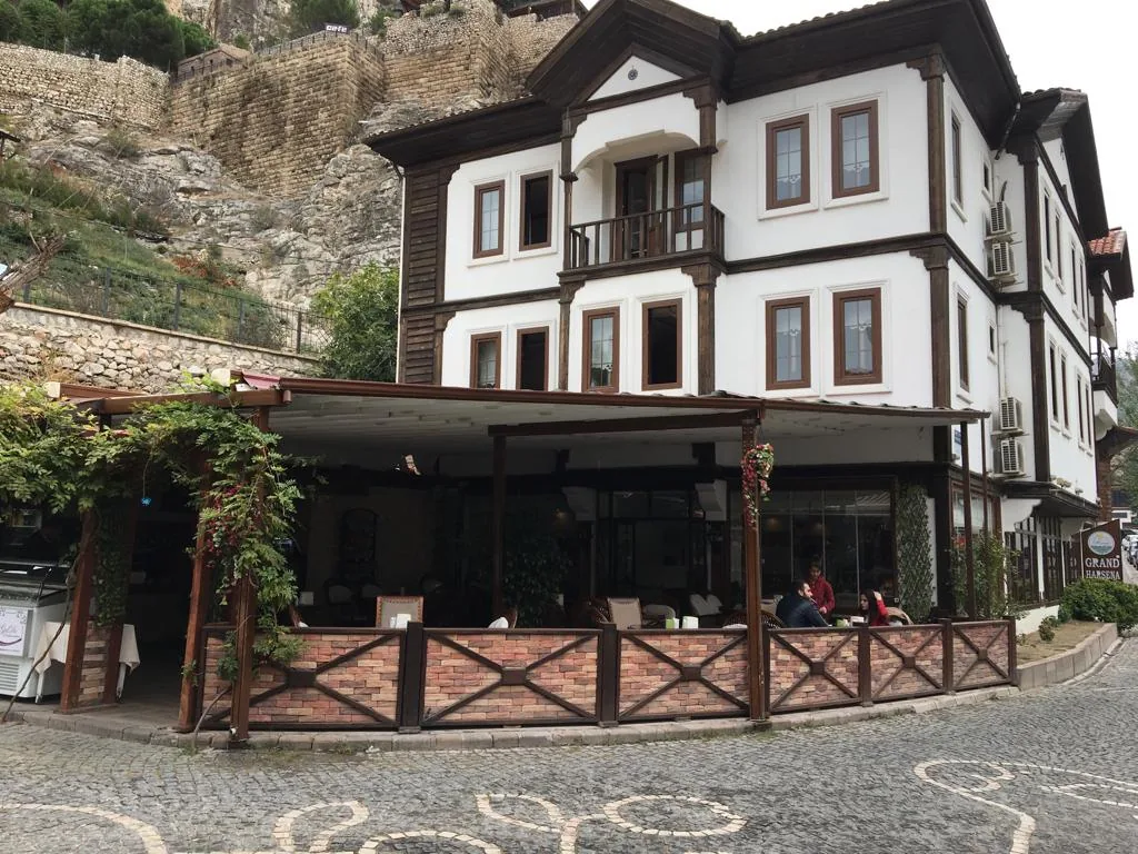 Tarihin kucağında özenli hizmet
